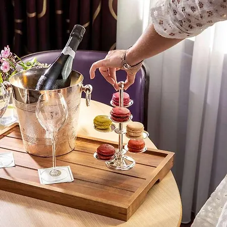 メゾンfl ホテル