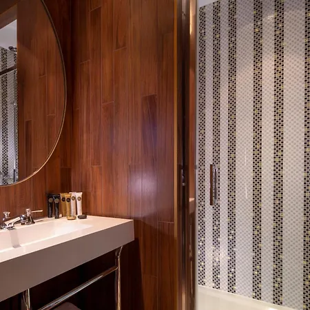 メゾンfl ホテル パリ