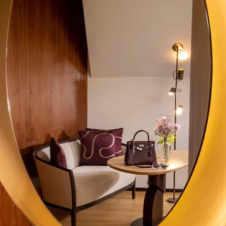 Otel Maison Fl