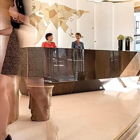 Ξενοδοχείο Maison Fl 4*
