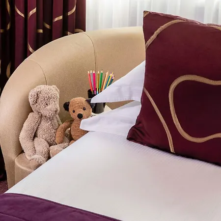 Szálloda Maison Fl 4*